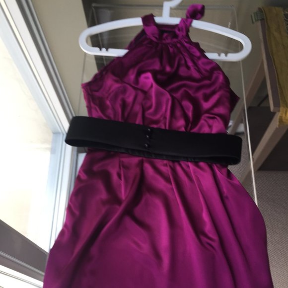 Satin dress with belt - Picture 7 of 7